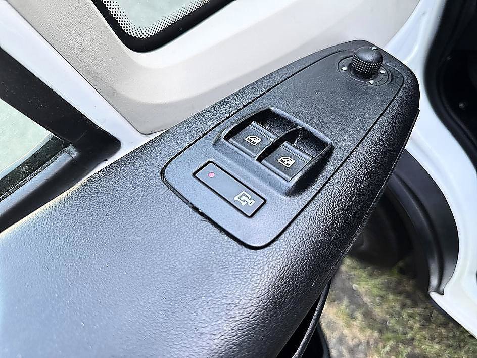 Used 2021 RAM ProMaster 2500 FWD image 10