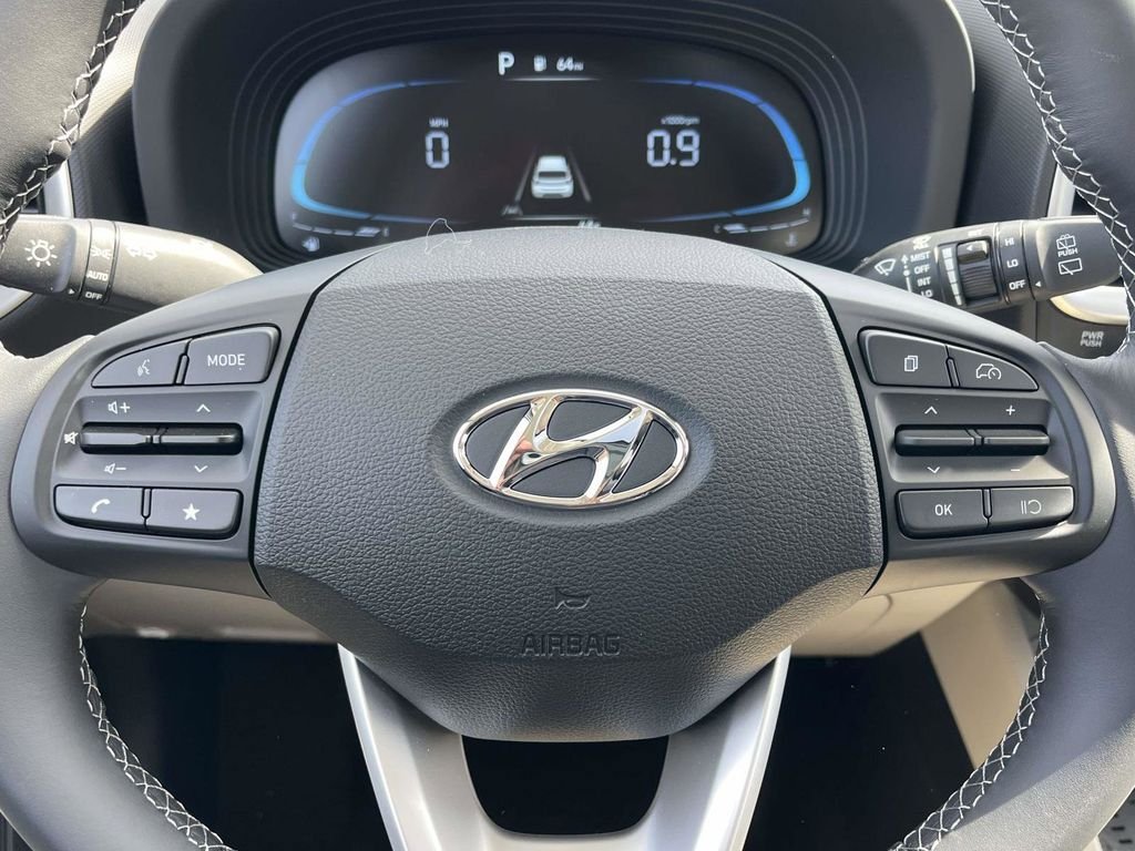 New 2026 Hyundai Venue SEL FWD image 16