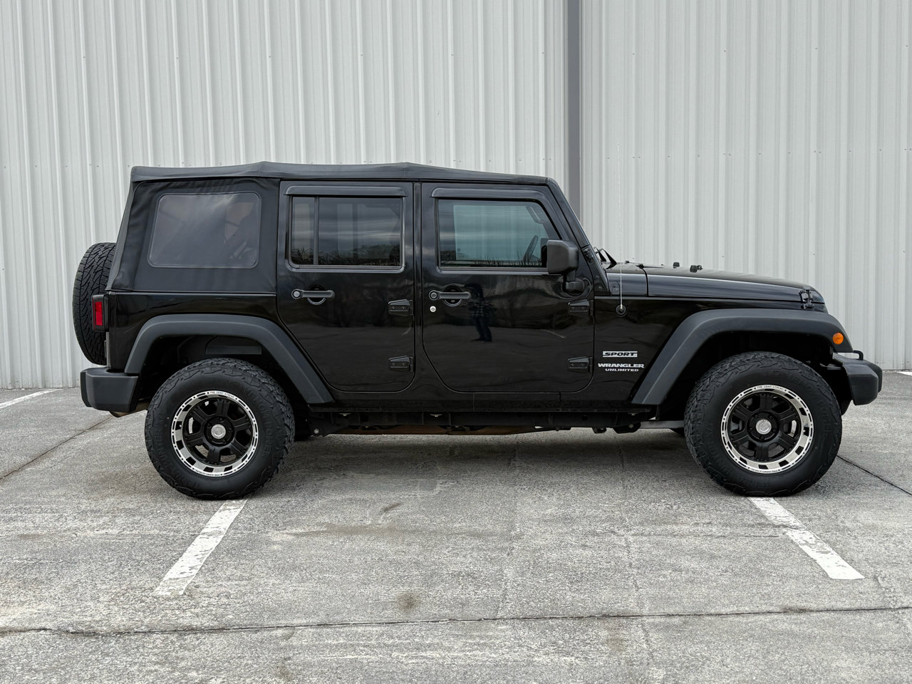 Used 2016 Jeep Wrangler Unlimited Sport w/ Quick Order Package 24S image 4