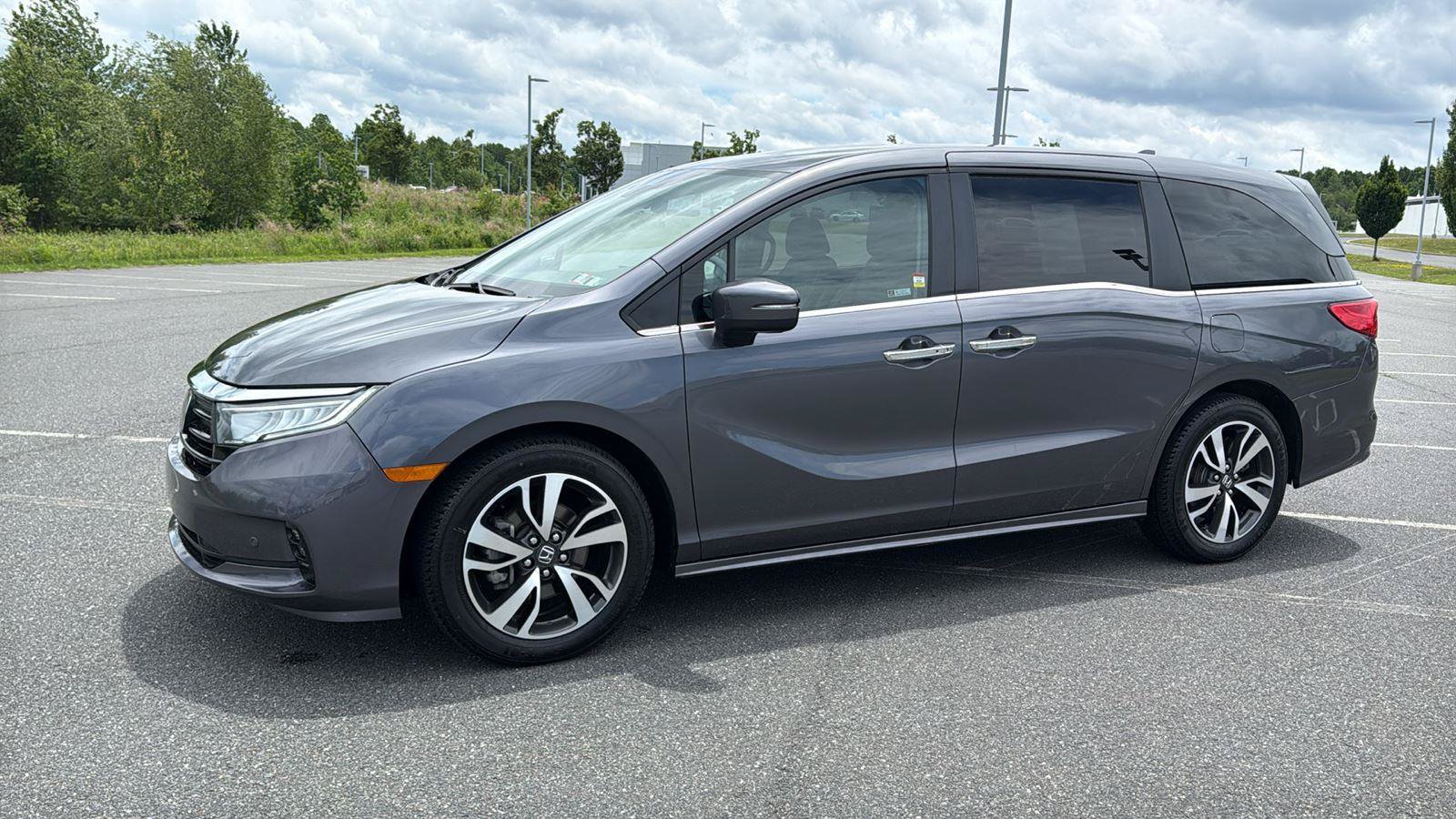 Used 2023 Honda Odyssey Touring image 13