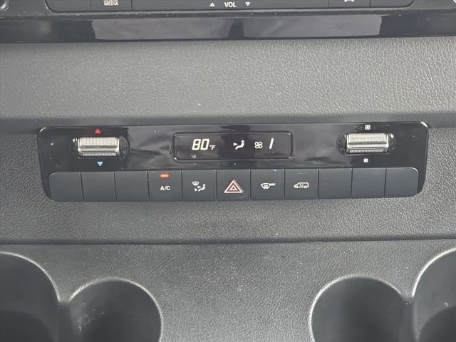 Used 2025 Mercedes-Benz Sprinter 2500 image 18