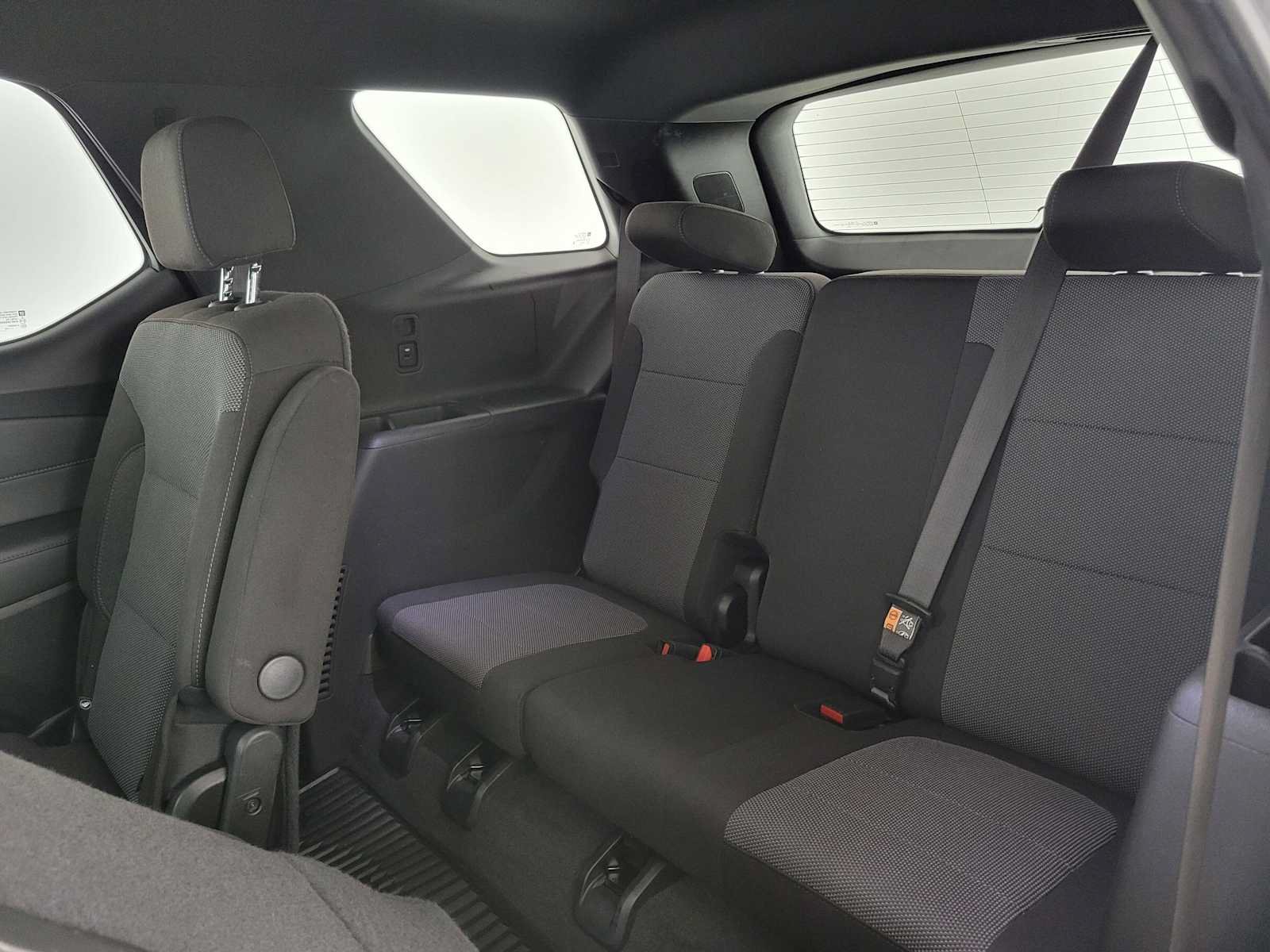 Used 2023 Chevrolet Traverse LT FWD image 19