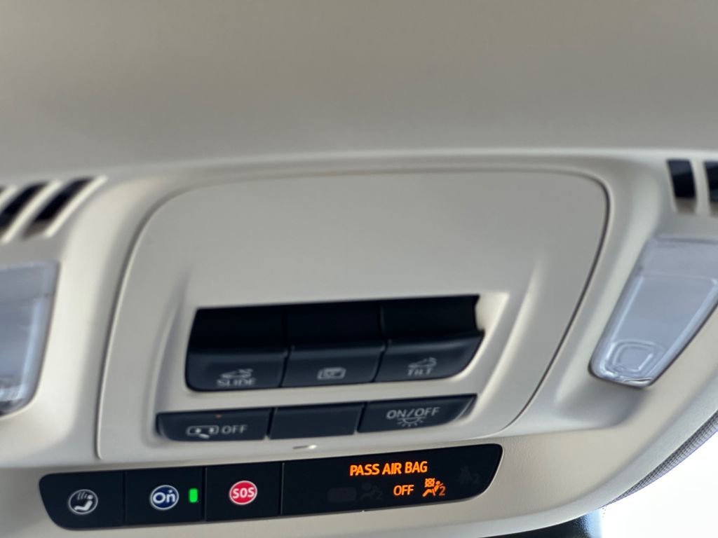 Used 2023 Buick Envision Essence w/ Sport Touring Package image 20