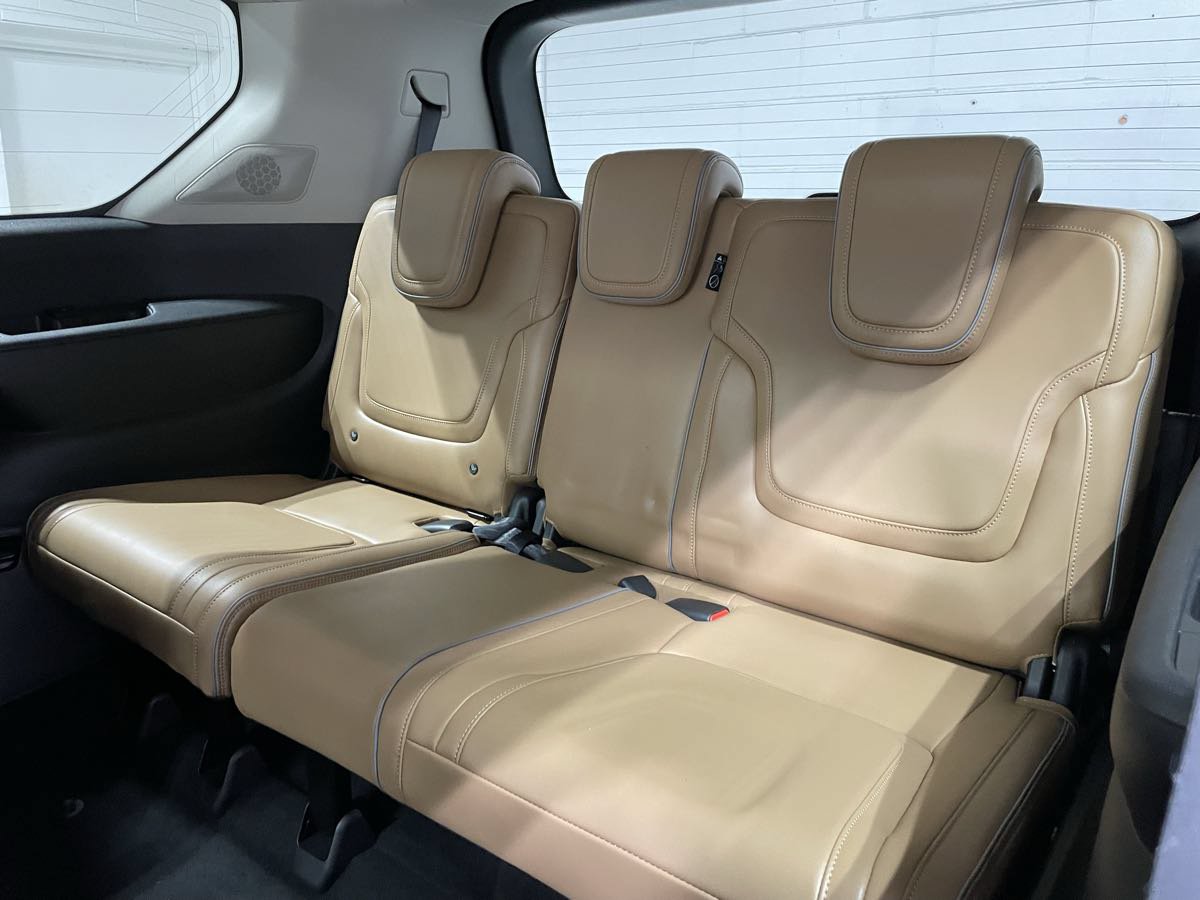 Used 2025 INFINITI QX80 Luxe AWD/4WD image 19