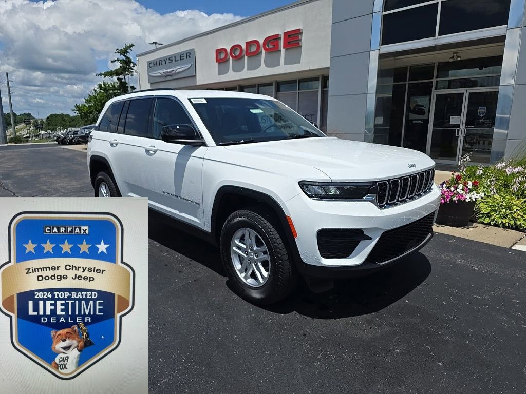 New 2025 Jeep Grand Cherokee Laredo w/ Luxury Tech Group I image 1