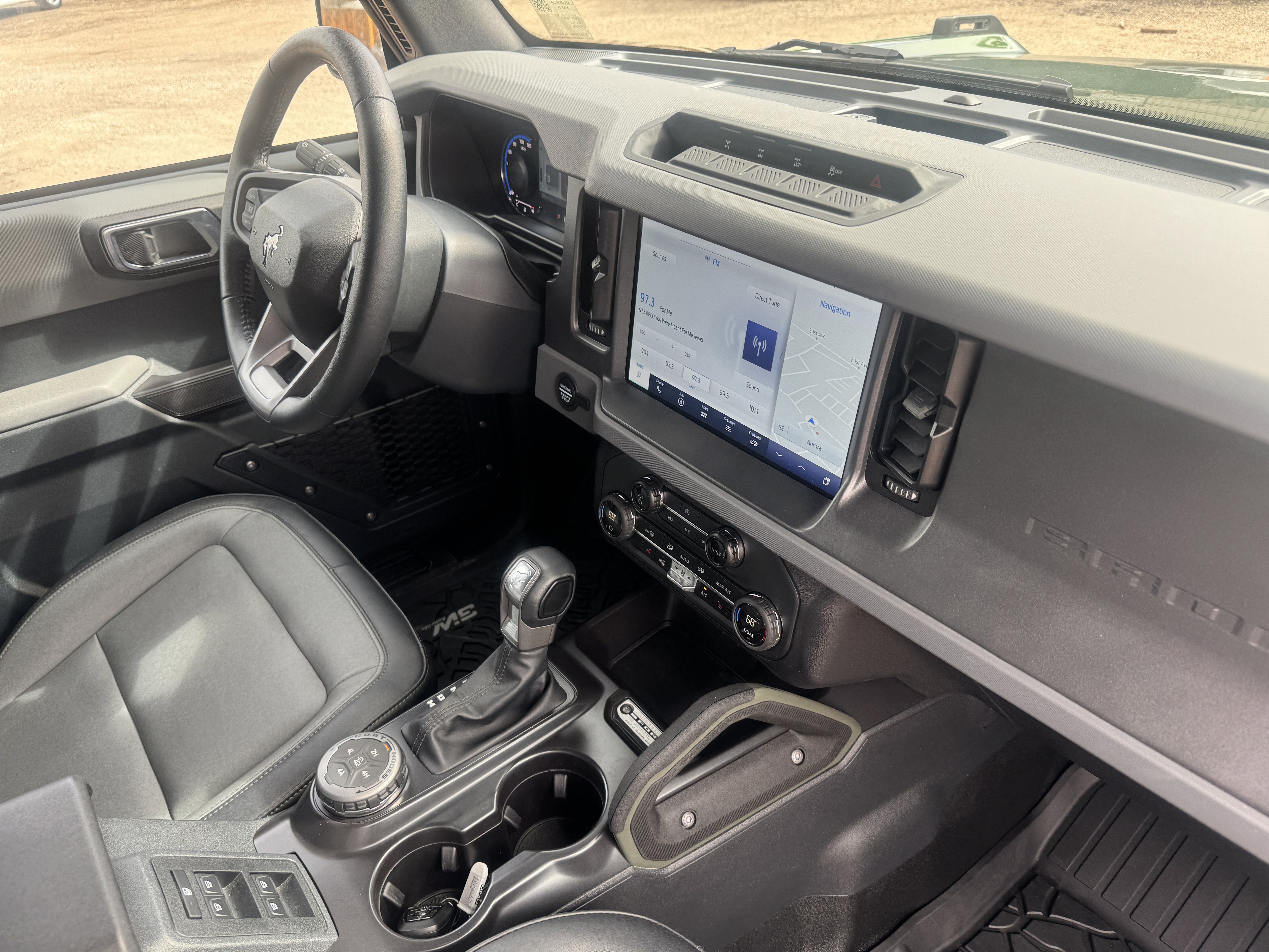 Used 2024 Ford Bronco Everglades image 18