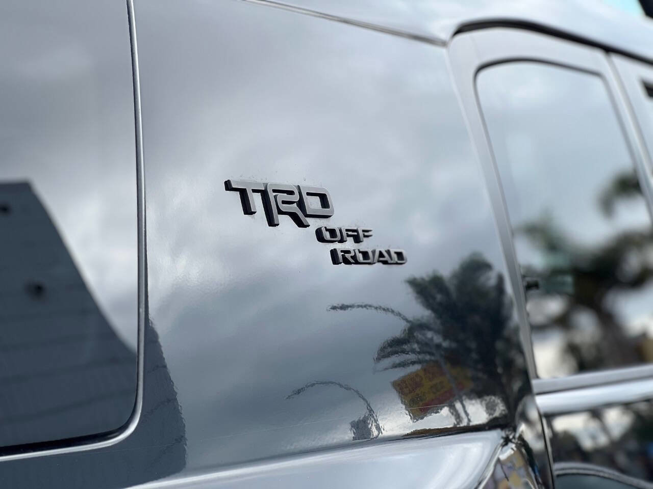 Used 2009 Toyota FJ Cruiser 2WD image 10