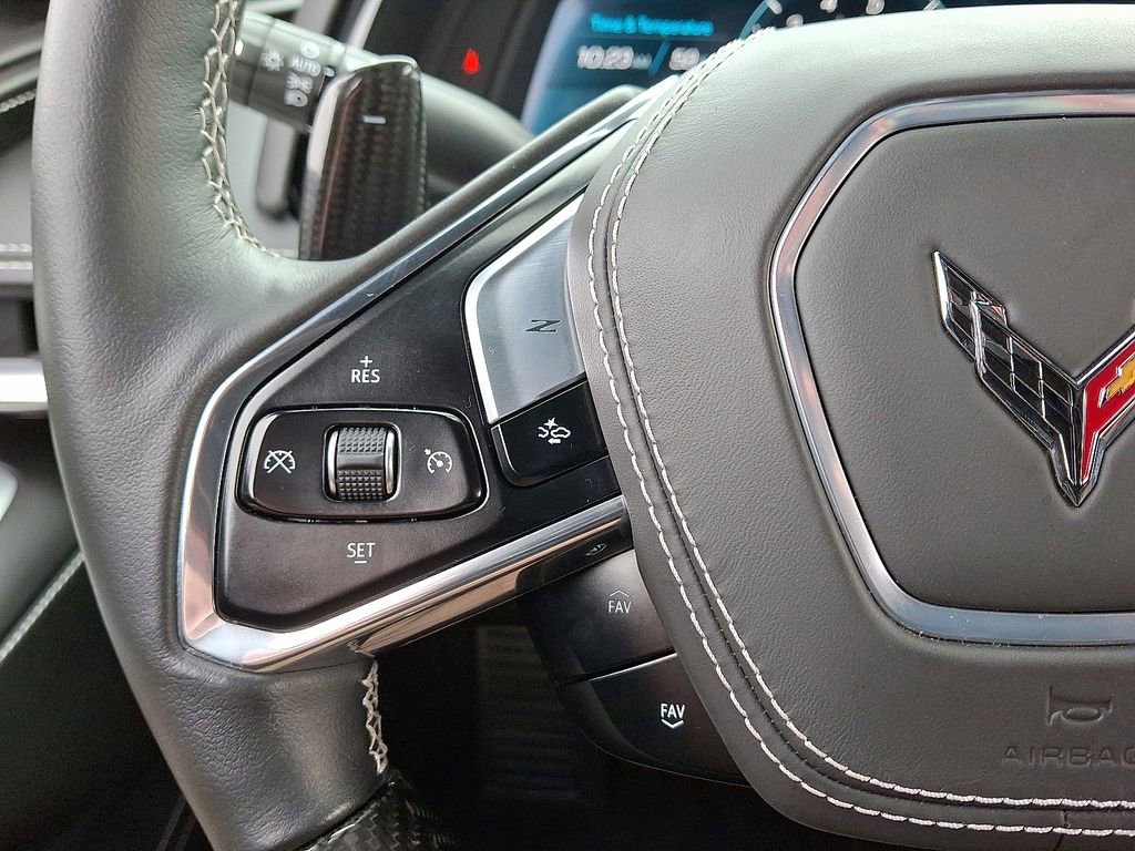 Used 2025 Chevrolet Corvette Z06 RWD image 19