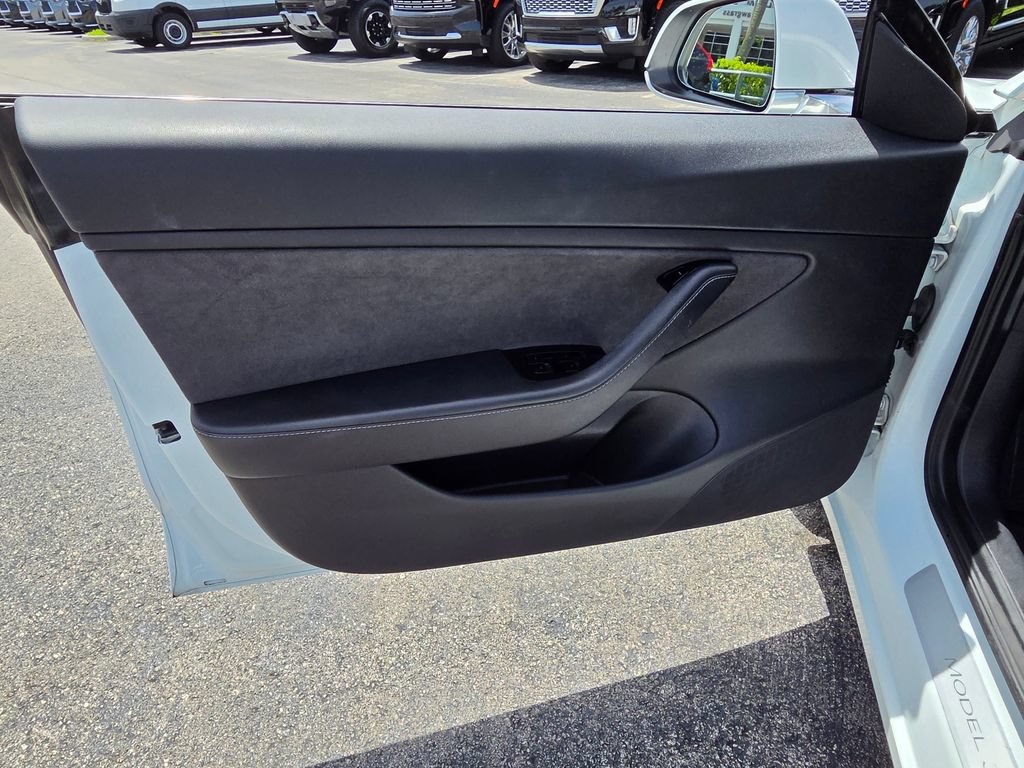 Used 2018 Tesla Model 3 Mid Range RWD image 26