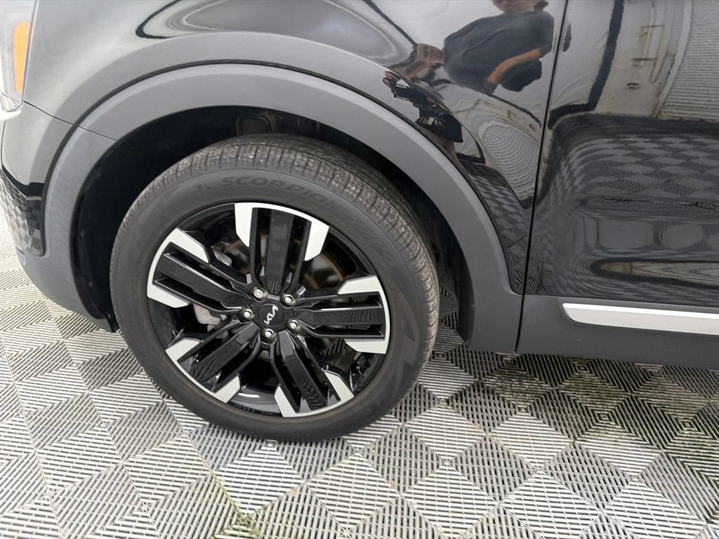 Used 2023 Kia Telluride SX FWD image 13