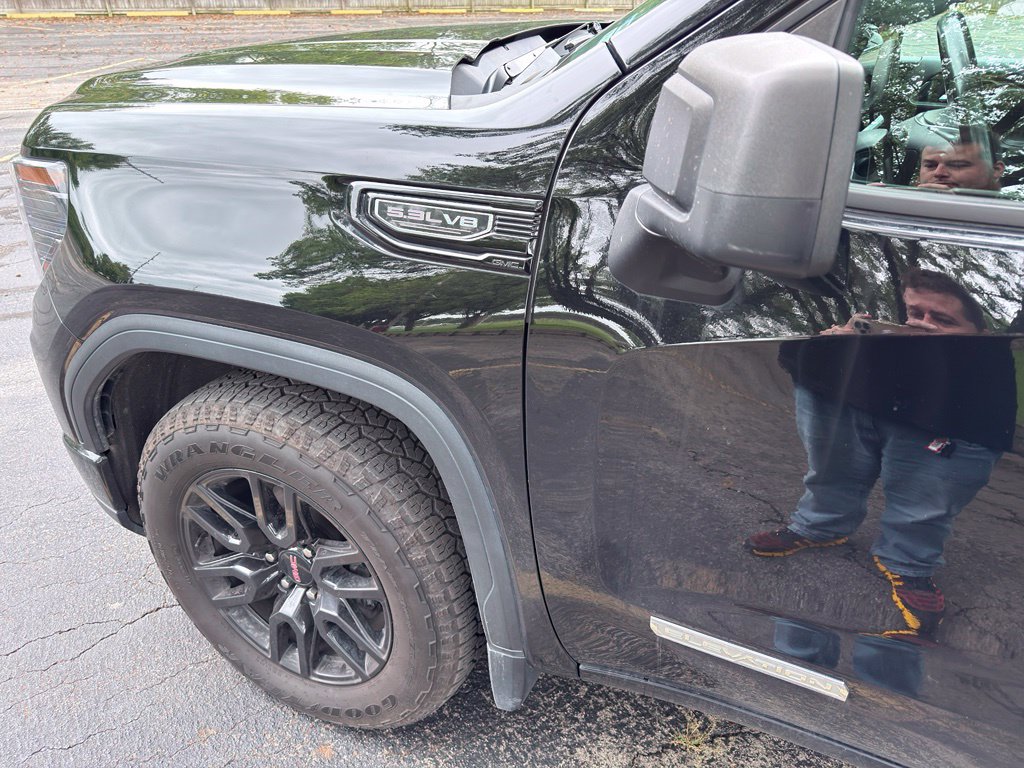 Used 2022 GMC Sierra 1500 Elevation w/ X31 Off-Road Package AWD/4WD image 17