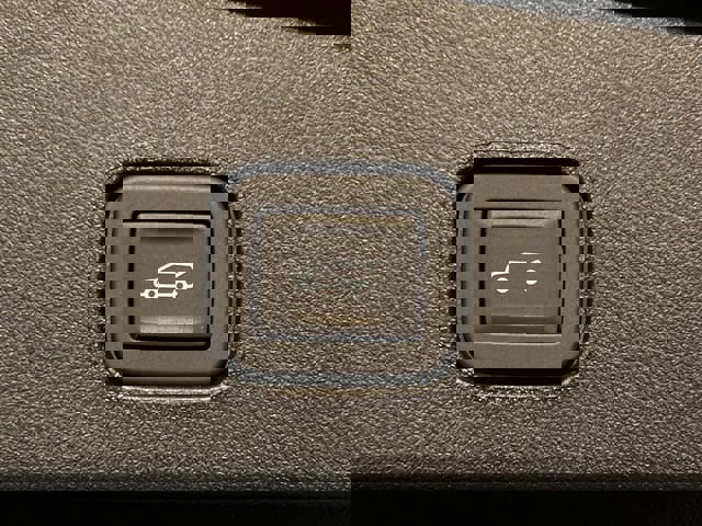 New 2026 Cadillac Lyriq Sport image 24