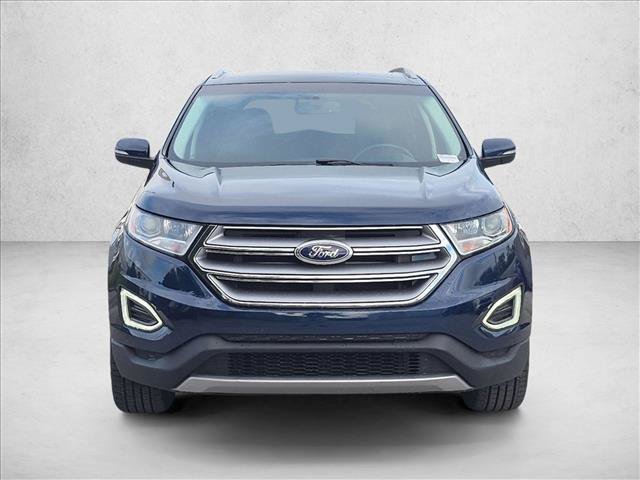Used 2017 Ford Edge Titanium w/ Technology Package FWD image 2