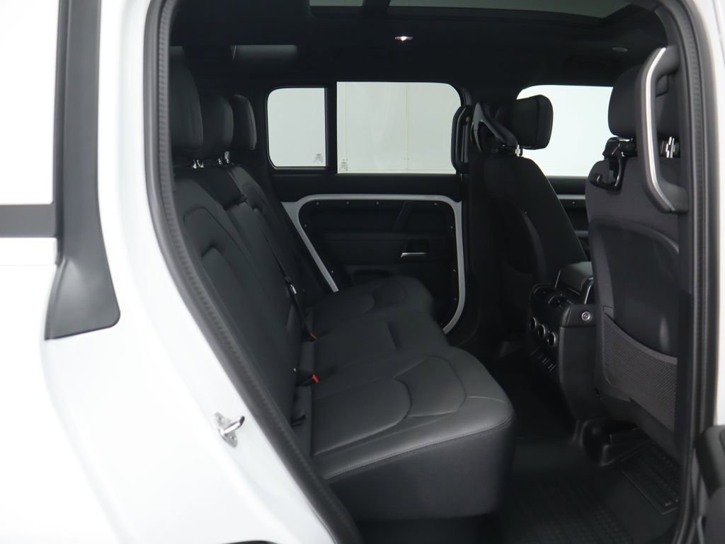 New 2026 Land Rover Defender 110 V8 image 23