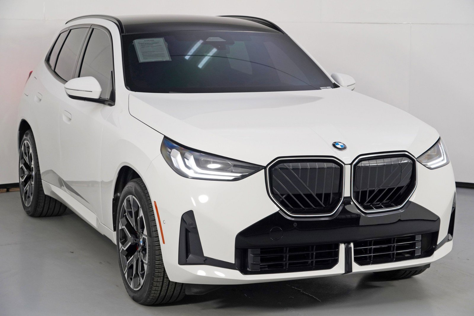 Used 2025 BMW X3 xDrive30i w/ M Sport Package image 53
