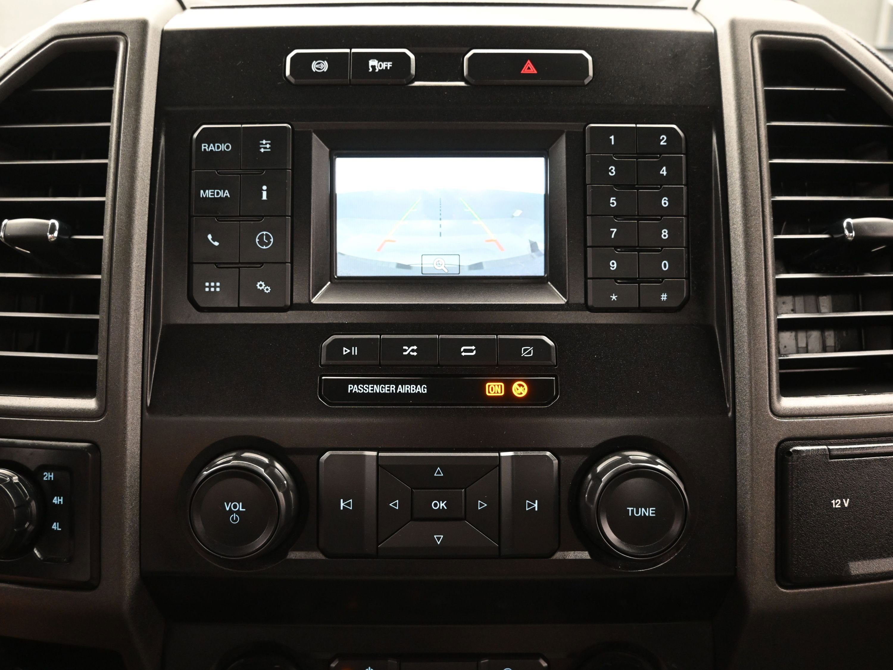 Used 2020 Ford F350 XL w/ STX Appearance Package AWD/4WD image 27