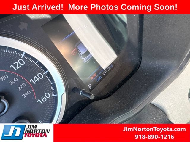 Used 2022 Toyota Corolla Cross LE FWD image 9