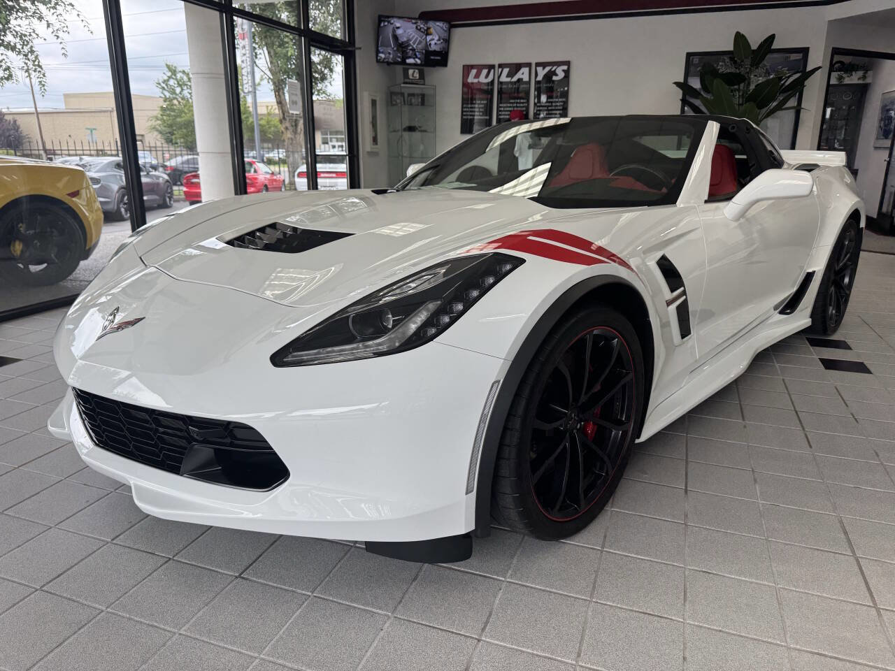 Used 2019 Chevrolet Corvette Grand Sport image 1