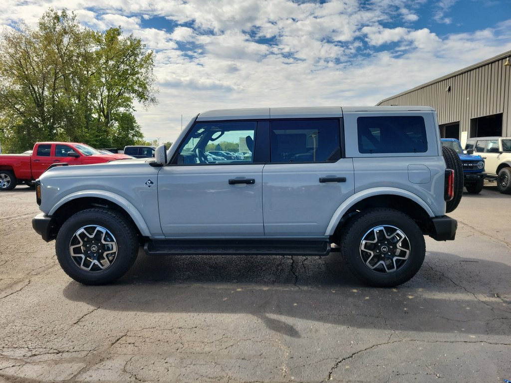 New 2026 Ford Bronco Outer Banks AWD/4WD image 7