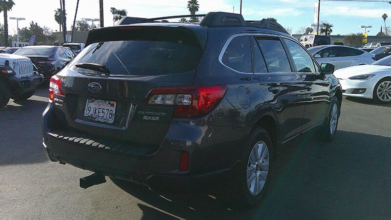 Used 2015 Subaru Outback 2.5i Premium AWD/4WD image 7