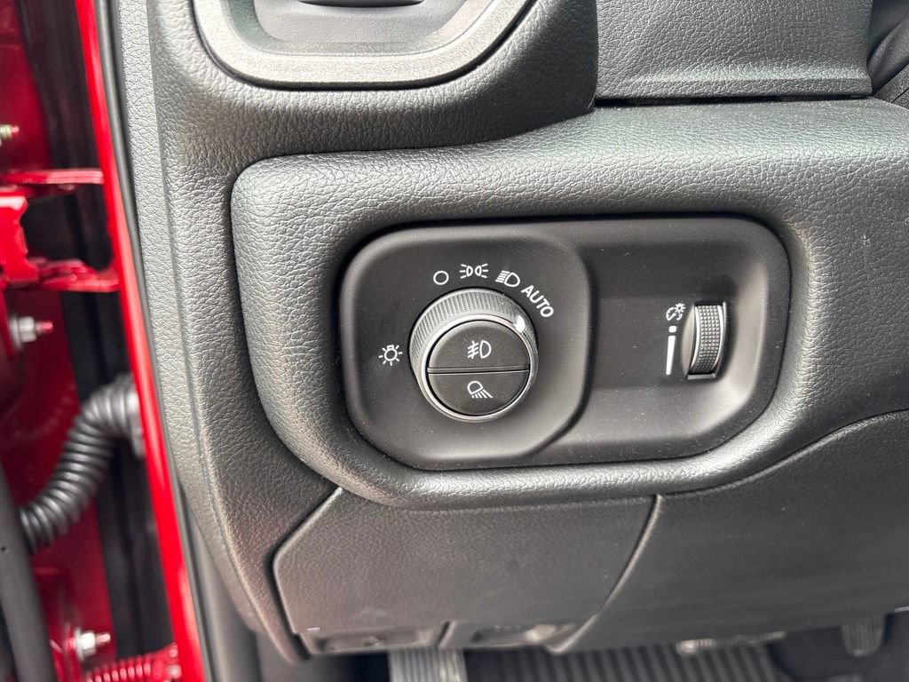 New 2026 RAM 2500 Warlock AWD/4WD image 16