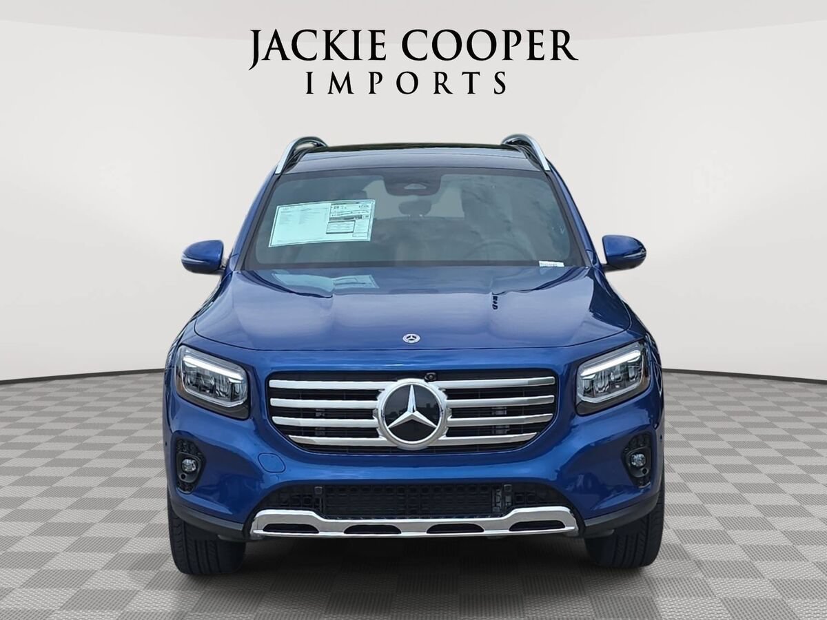 New 2026 Mercedes-Benz GLB 250 image 2