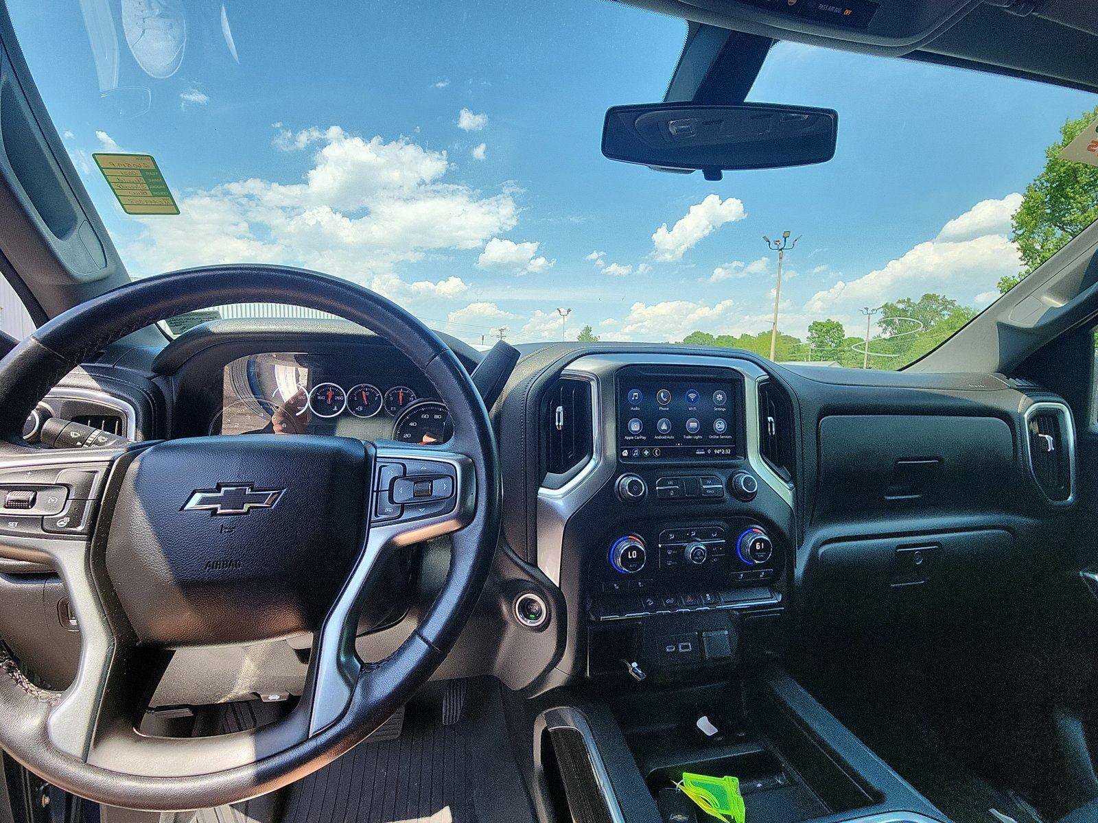 Used 2021 Chevrolet Silverado 1500 LT Trail Boss w/ Bed Protection Package AWD/4WD image 17