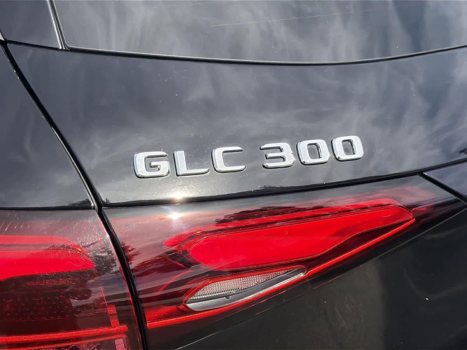 Used 2024 Mercedes-Benz GLC 300 image 30