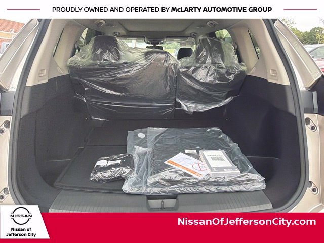 New 2026 Nissan Rogue Platinum w/ Platinum Premium Package AWD/4WD image 12