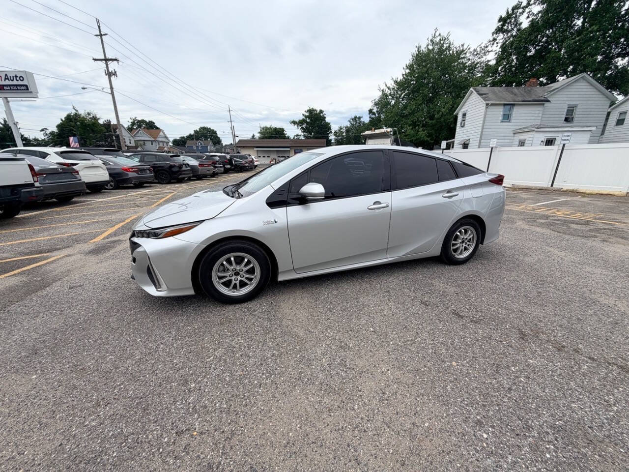 Used 2020 Toyota Prius Prime XLE FWD image 38