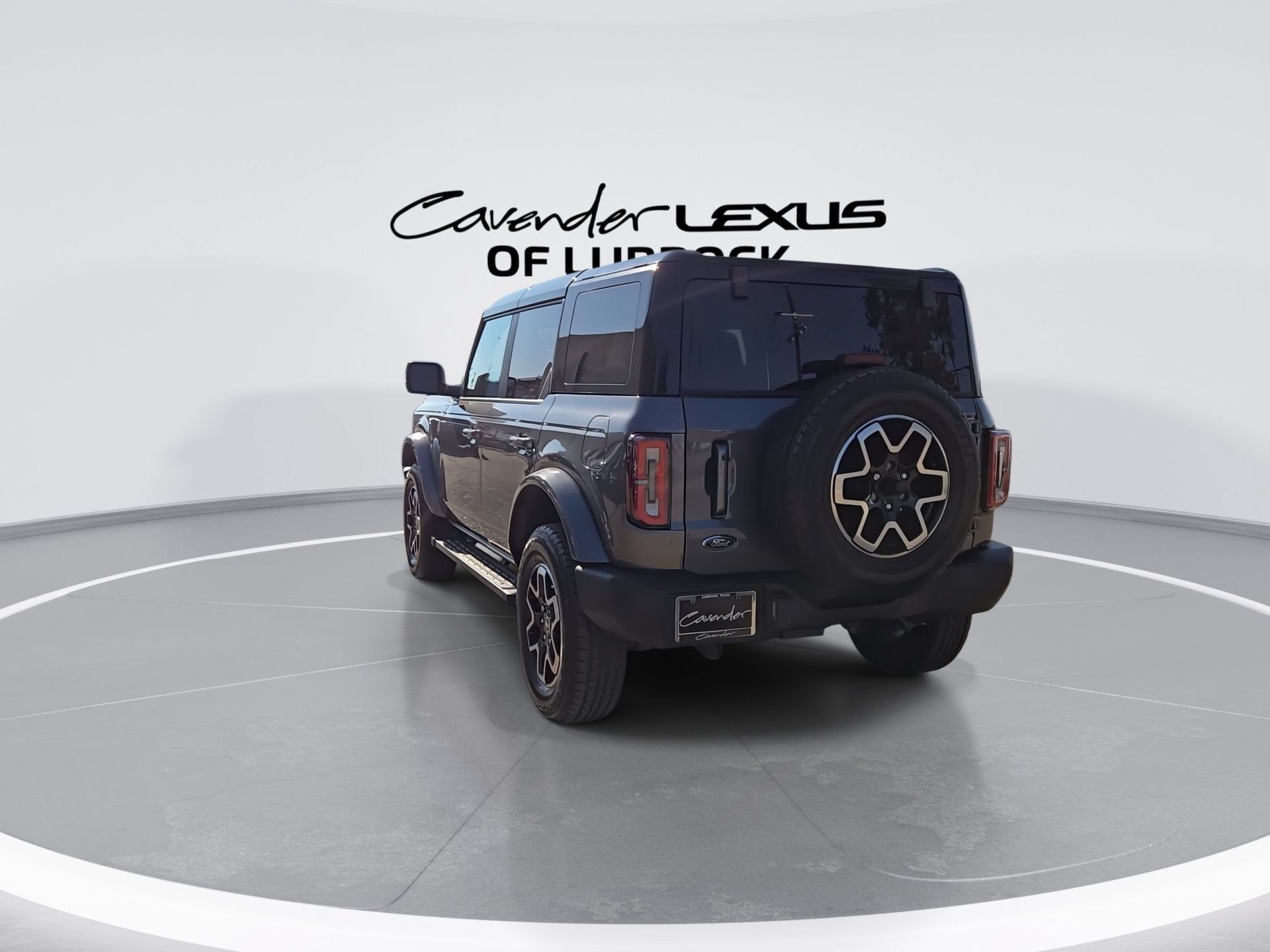 Used 2024 Ford Bronco Outer Banks AWD/4WD image 7