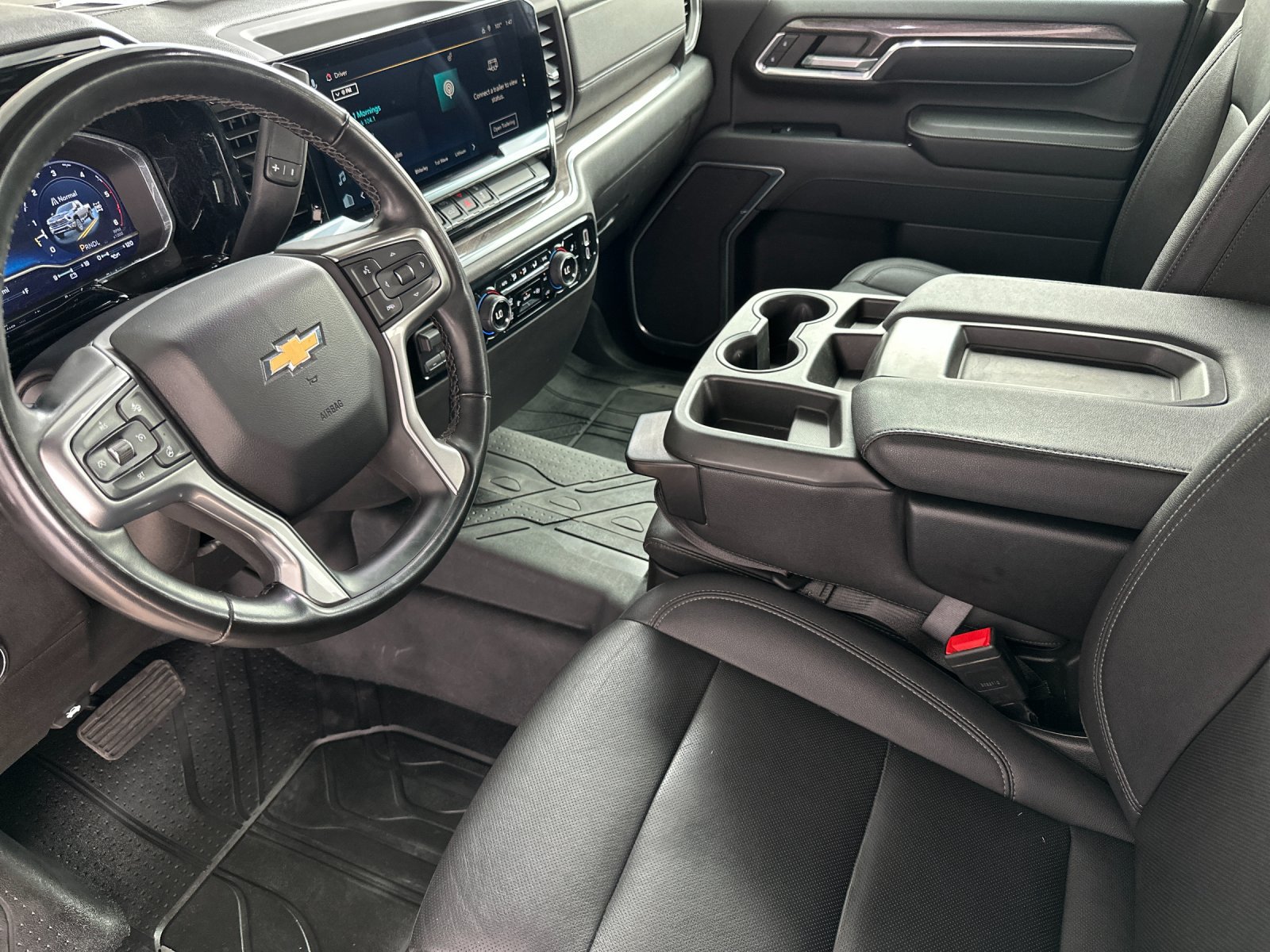 Used 2024 Chevrolet Silverado 2500 LTZ AWD/4WD image 10