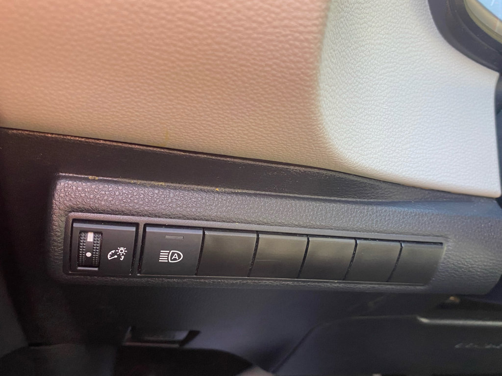 Used 2024 Toyota Corolla LE image 22