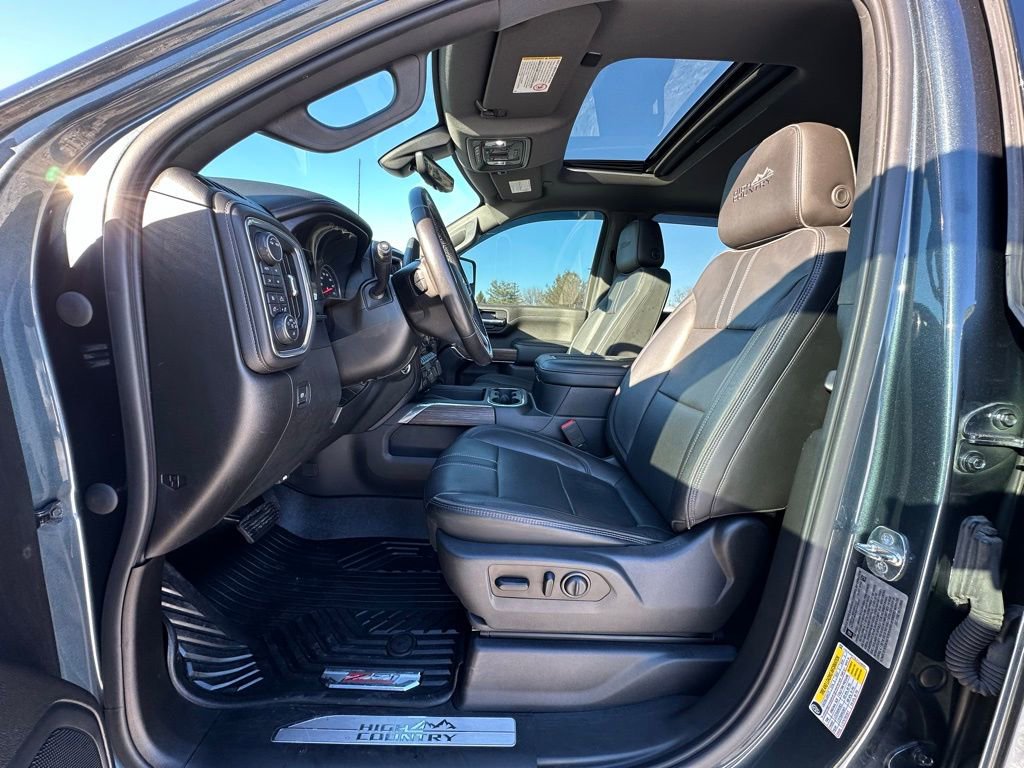 Used 2020 Chevrolet Silverado 2500 High Country w/ Z71 Off-Road Package image 2