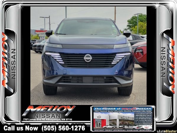 Certified 2025 Nissan Murano SV image 2