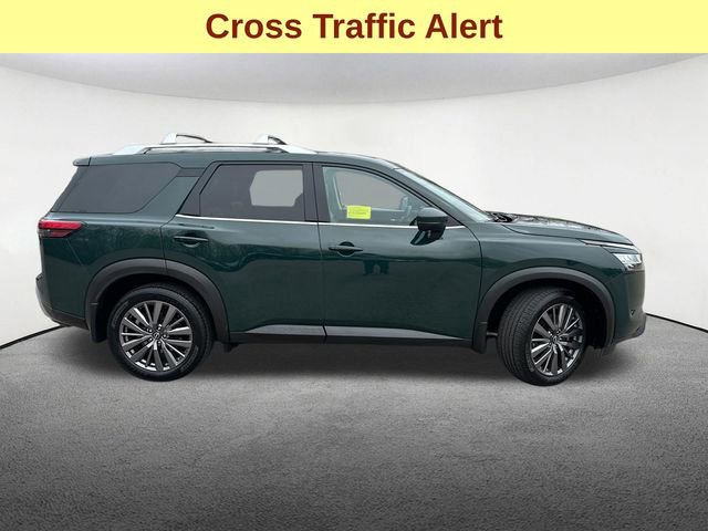 Used 2023 Nissan Pathfinder SL w/ SL Premium Package AWD/4WD image 12