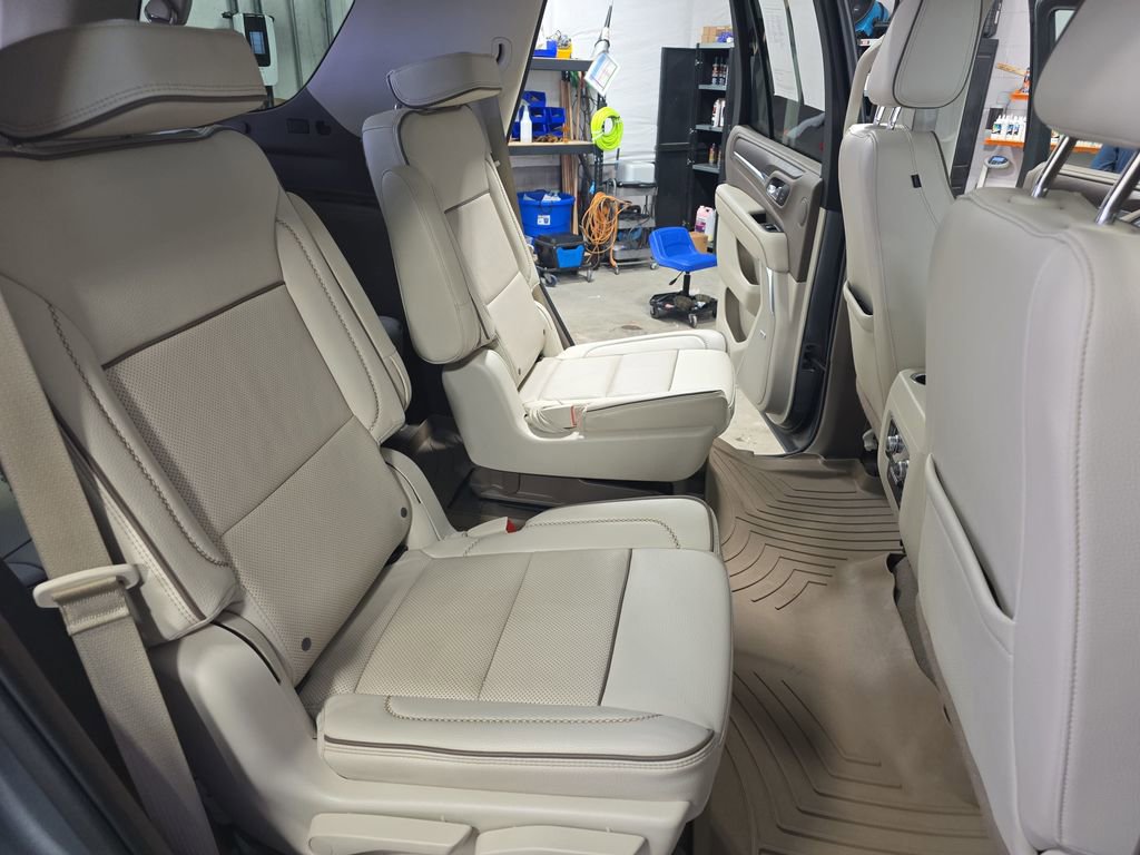 Used 2022 GMC Yukon Denali image 11