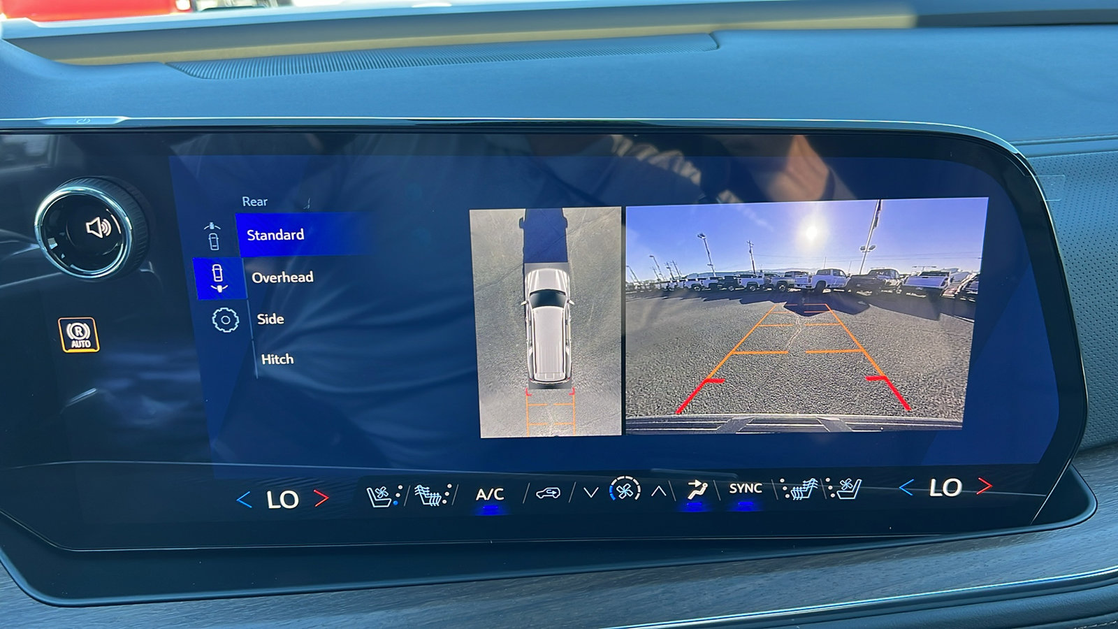 New 2026 Chevrolet Suburban High Country image 27