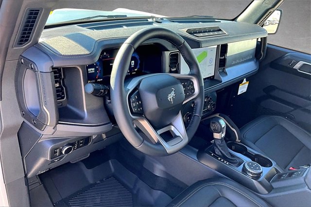 New 2025 Ford Bronco Badlands image 5