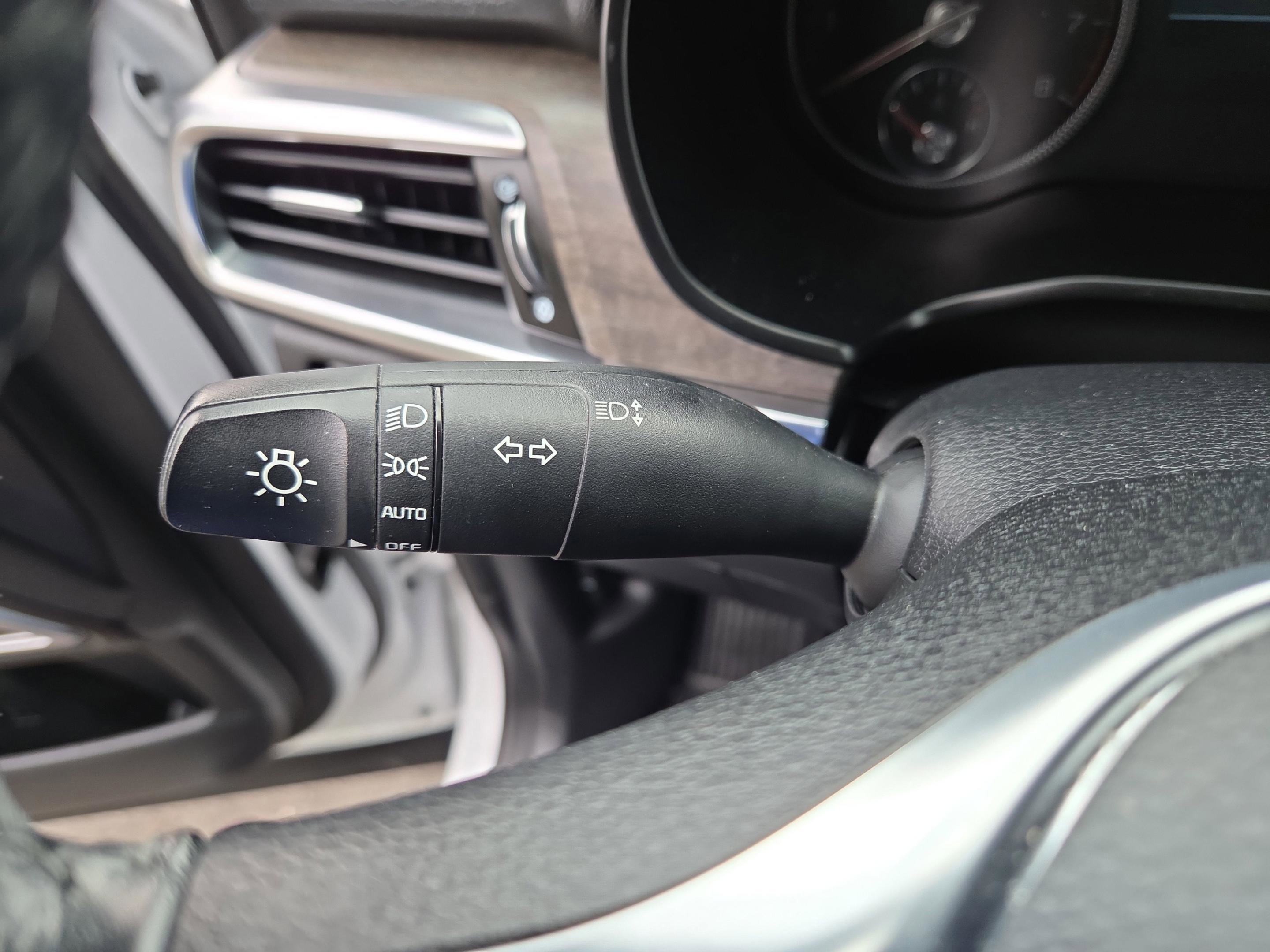 Used 2020 Kia Telluride EX image 14