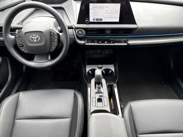 Used 2025 Toyota Prius FWD image 9