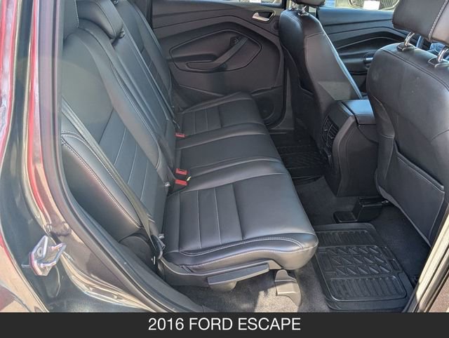 Used 2016 Ford Escape Titanium FWD image 26