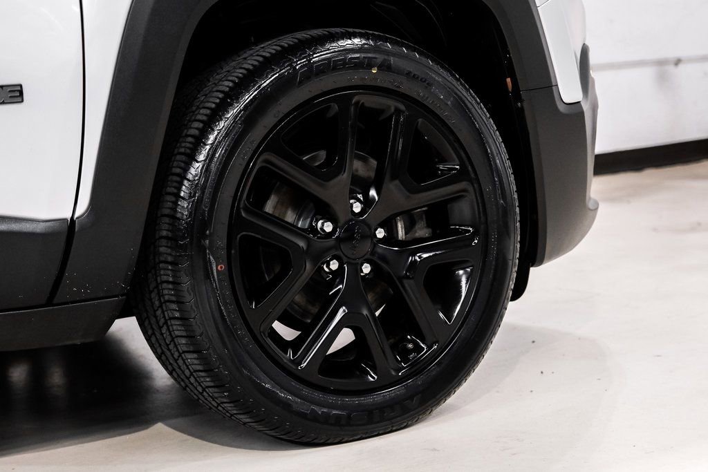 Used 2017 Jeep Renegade Altitude image 60