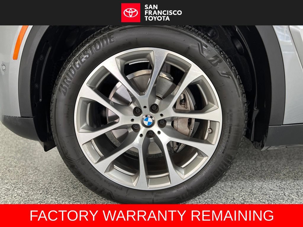 Used 2025 BMW X5 xDrive40i w/ Premium Package AWD/4WD image 9