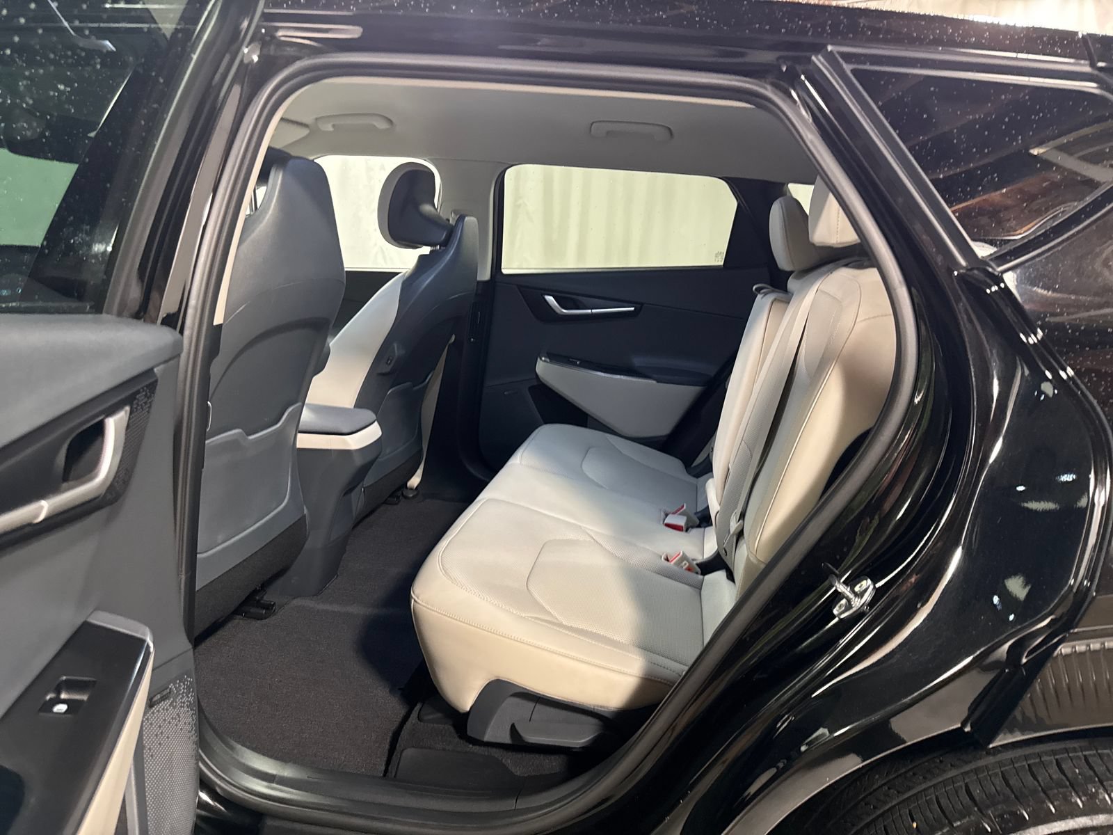 Certified 2024 Kia EV6 Wind w/ Wind Technology Package AWD/4WD image 5