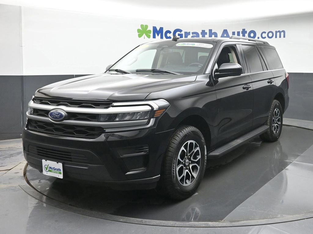 Used 2024 Ford Expedition XLT image 19