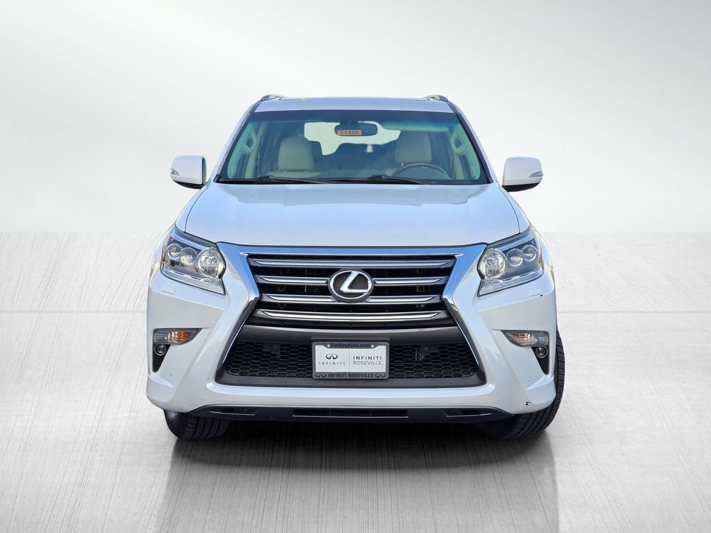 Used 2016 Lexus GX 460 Luxury w/ Preferred Accessory Package image 2
