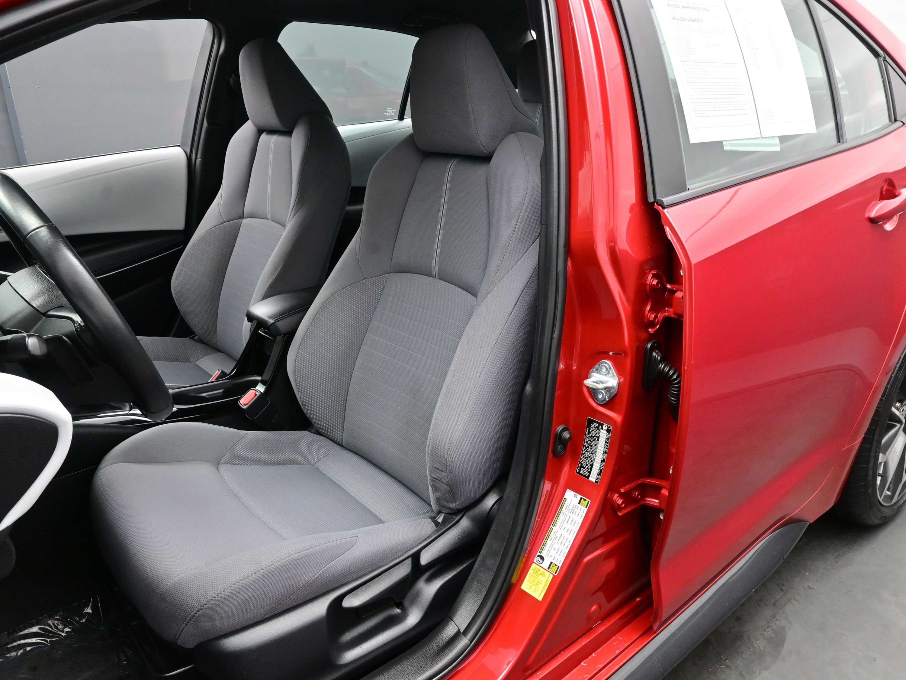 Used 2021 Toyota Corolla SE w/ Carpet Mat Package (TMS) image 11