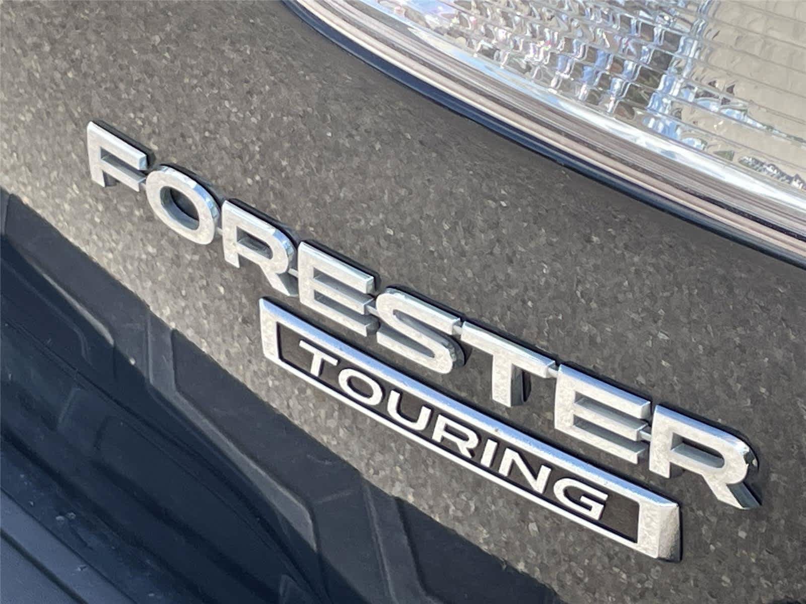 Used 2019 Subaru Forester Touring AWD/4WD image 10