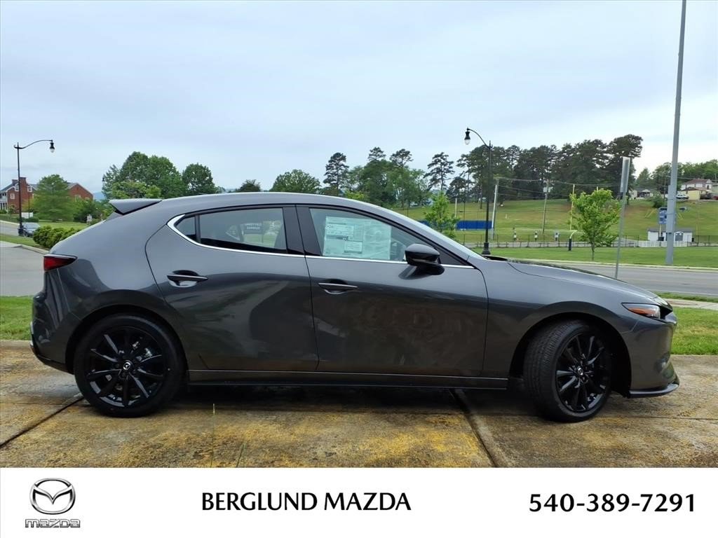 New 2026 MAZDA MAZDA3 Hatchback w/Premium Plus Pkg AWD/4WD image 4
